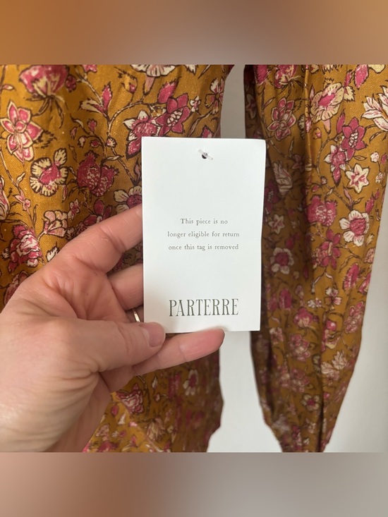 Parterre Bryce Marigold Daphne Button Down Floral Linen Blend Top Blouse — image 5 of 8
